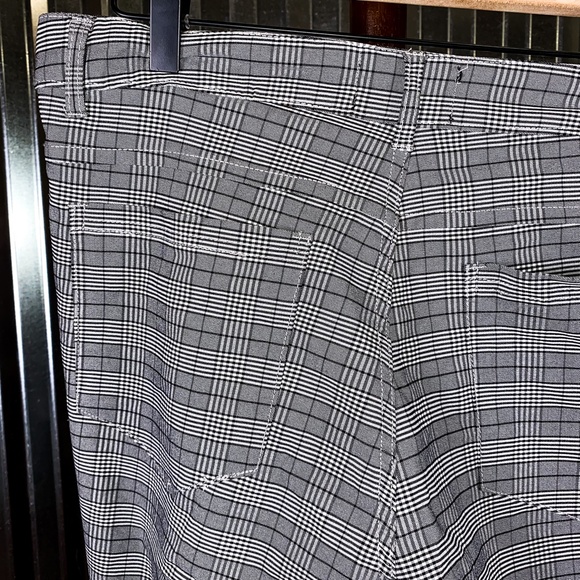 Kojo Fit Men's Plaid Shorts 36" - Picture 4 of 16